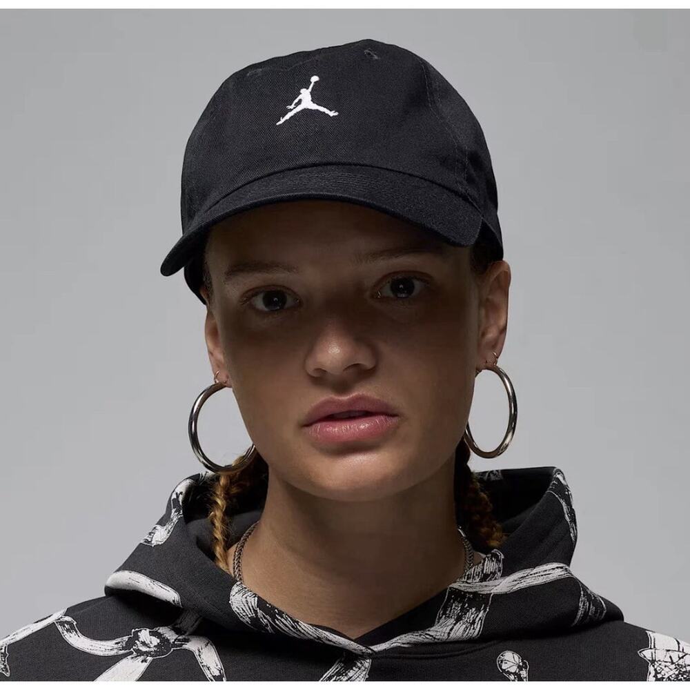 Jordan Club Cap Black White Jumpman Adjustable Hat M/L NWT